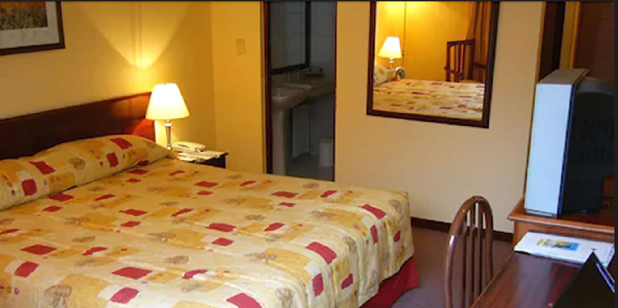 Hotel Alcala Del Rio سانتياغو المظهر الخارجي الصورة