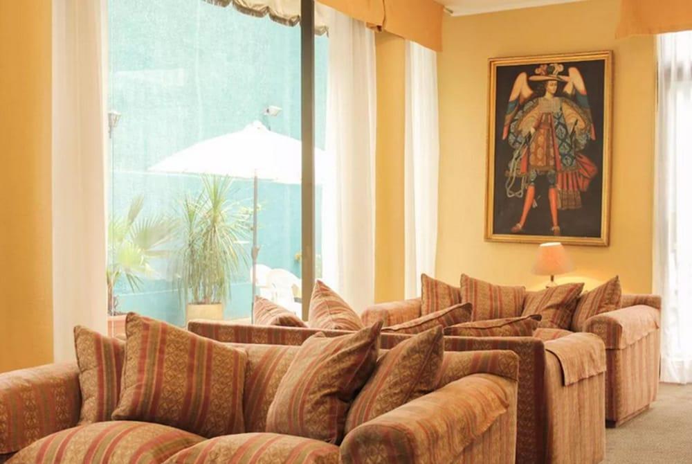 Hotel Alcala Del Rio سانتياغو المظهر الخارجي الصورة