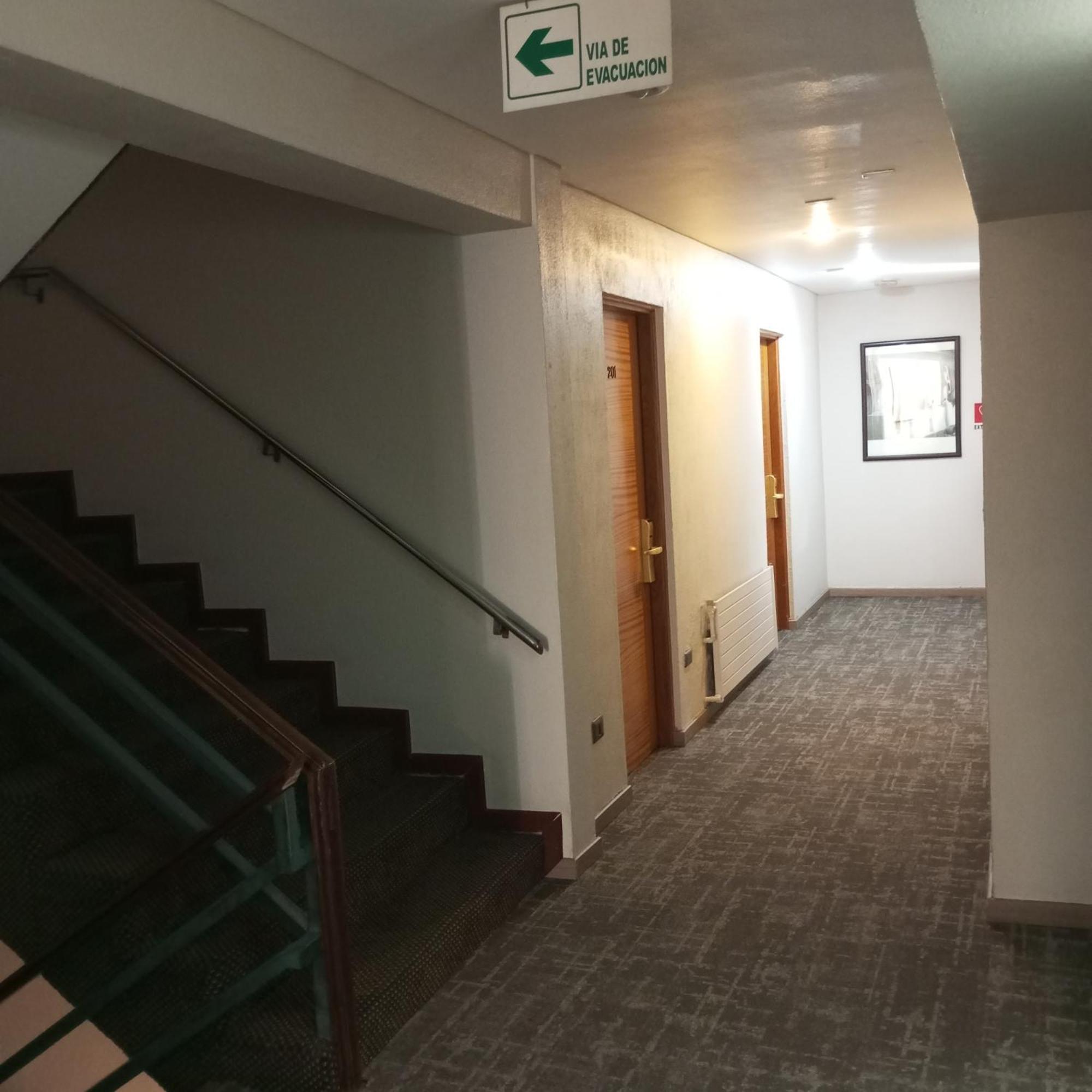 Hotel Alcala Del Rio سانتياغو المظهر الخارجي الصورة