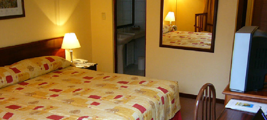 Hotel Alcala Del Rio سانتياغو المظهر الخارجي الصورة